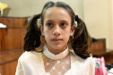 Maria Alice de Almeida, de 12 anos,é Anna Elfrida.
