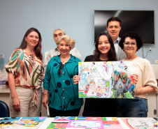 Aluna de desenho do Centro Juvenil de Artes Plásticas é vencedora paranaense de concurso internacional