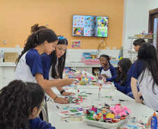 Centro Juvenil de Artes Plásticas oferece vivência artística à escolas. Foto: Helena Godoy/SEEC