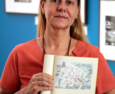 Professora e alunas de desenho avançado do CJAP são selecionadas no Concurso de Ilustração do Sesc. Foto: Anderson Tozato/SEEC