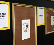 Exposição "Voz" traz gravuras e escritas de crianças e adolescentes acolhidas pela Cada do Piá I, em Curitiba. 