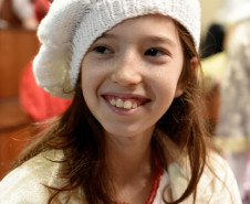 Giselle Celli Carzino, de 9 anos, interpreta a filha Alzira Odília.
