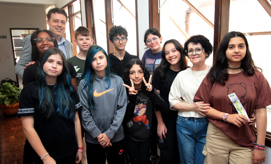 Aluna de desenho do Centro Juvenil de Artes Plásticas é vencedora paranaense de concurso internacional. Anderson Tozato/SEEC