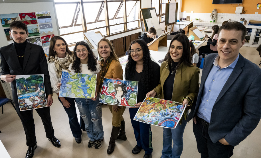 Alunos do Centro Juvenil de Artes Plásticas são classificados em concurso da Polônia. Fotos: Kraw Penas/SEEC