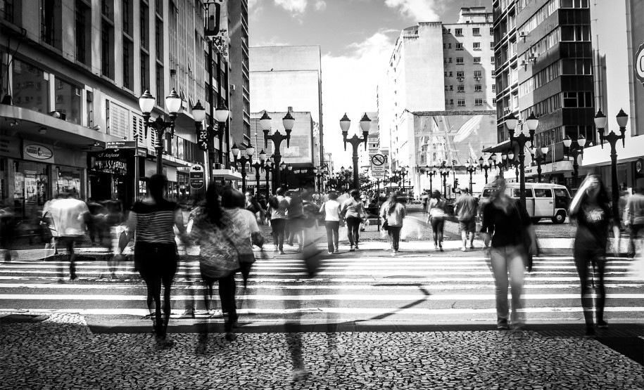 CJAP recebe exposição fotográfica de alunos da Universidade Tuiuti CJAP recebe exposição fotográfica de alunos da Universidade Tuiuti