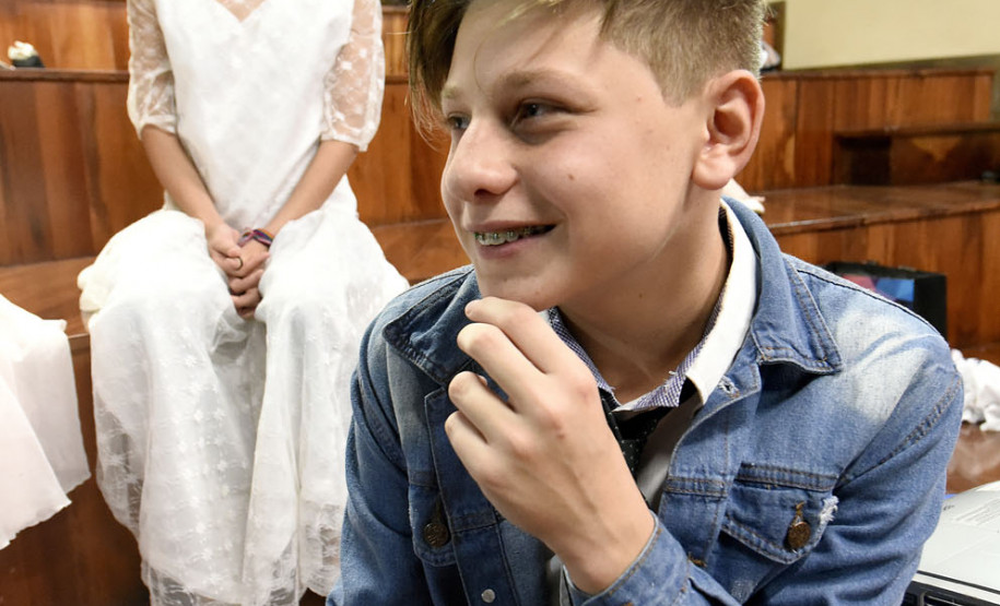 Willian Lucas Ferreira Costa, de 14 anos, fez o Alfredo Andersen e outros dois personagens.